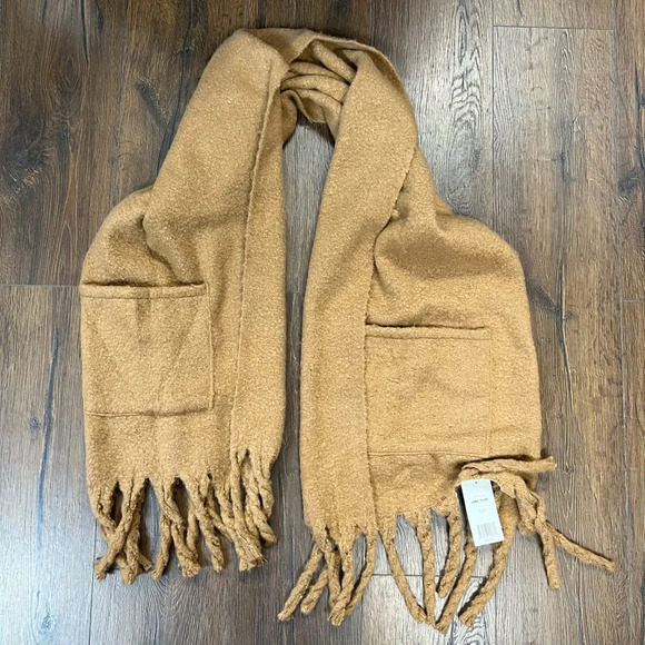 🆕 True craft poncho scarf - Picture 1 of 6